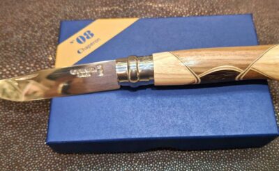 Opinel N°8 CHAPERON,collection talents.(n°31026)