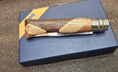 Opinel N°8 CHAPERON, collection talents.(n°41026)