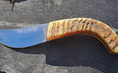 José Viale Berger Corse 12cm cran carré, corne de bélier, lame inox.