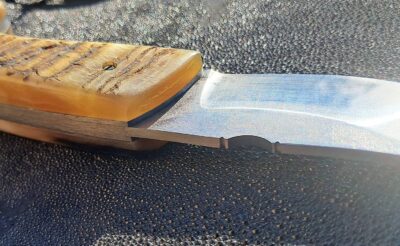 José Viale Berger Corse 12cm cran carré, corne de bélier, lame inox.