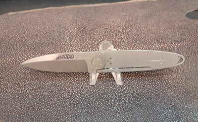 Couteau pliant T45 Squelette – Acier X45Cr13 – Manche inox X20Cr13 – Perceval