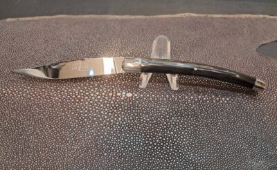 Couteau Forge de Laguiole édition limitée (20 ex.) – Corne de buffle – Lame T12 miroir – Design Ghion – Forge de Laguiole