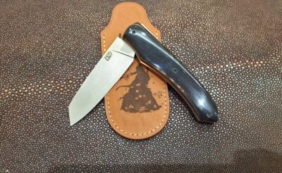 couteau pliant cran plat "le Ronin" manche en buffle